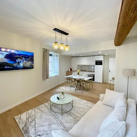 Casa Luna 1 Bedroom 4 Guests Center Fully Equipped Апартаменты